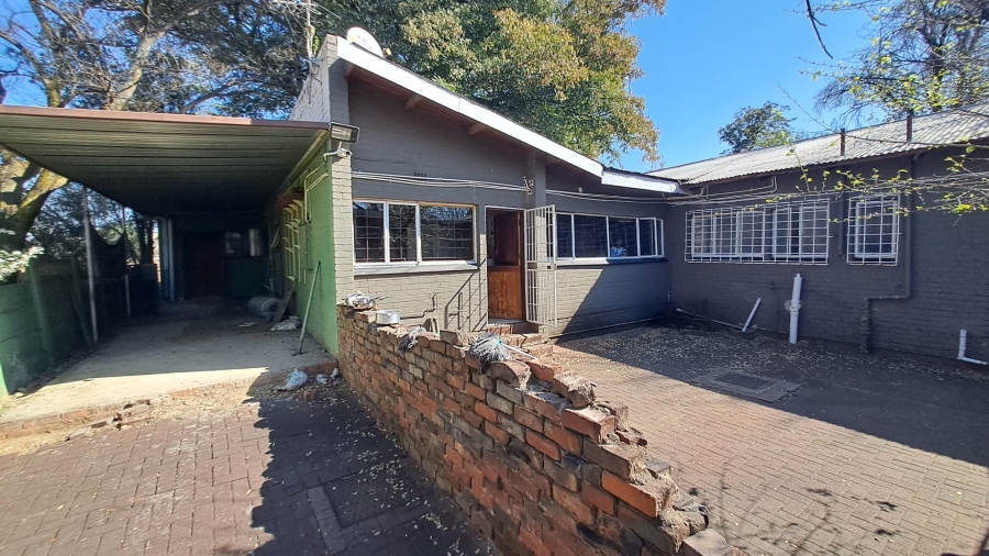 16 Bedroom Property for Sale in Universitas Free State